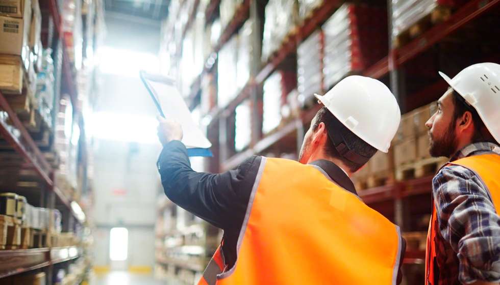 Audite os fornecedores regularmente