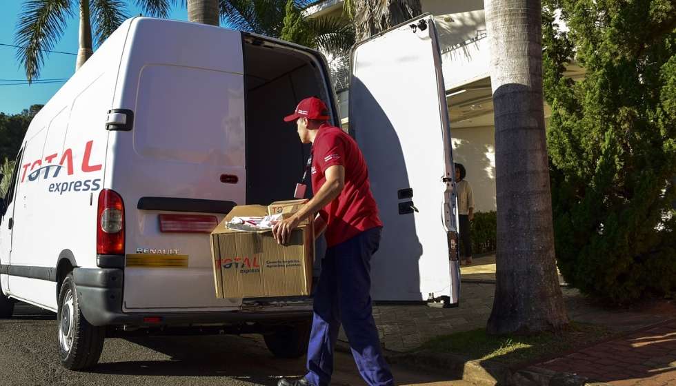 Em quais rotas a Total Express se destaca