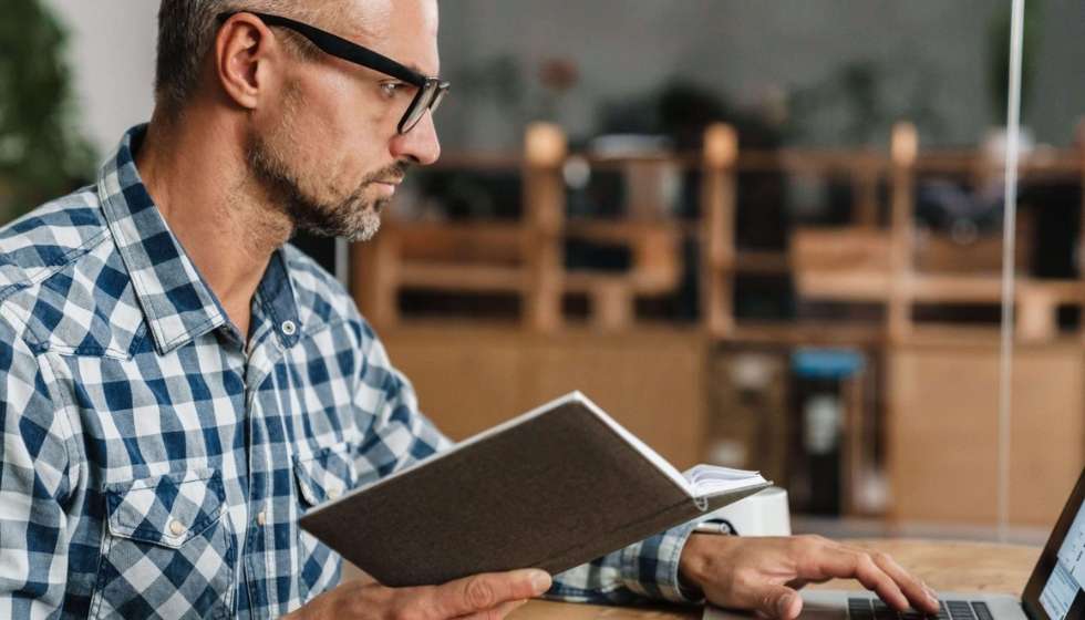 Frete para livros e produtos editoriais: custo baixo e entrega confiável