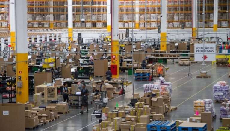 Como montar um centro de distribuição próprio para e-commerce guia para PMEs