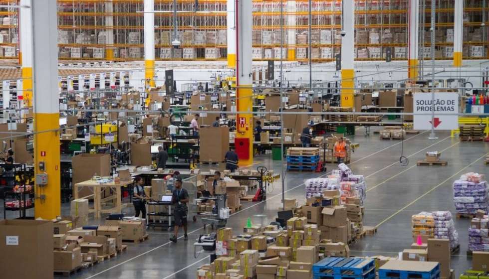 Como montar um centro de distribuição próprio para e-commerce: guia para PMEs